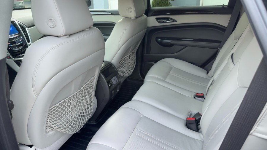 2015 Cadillac SRX AWD 4dr Luxury Collection, available for sale in Waterbury, Connecticut | West End Automotive Center. Waterbury, Connecticut 2015 Cadillac SRX AWD 4dr Luxury Collection, available for sale in Waterbury, Connecticut | West End Automotive Center. Waterbury, Connecticut