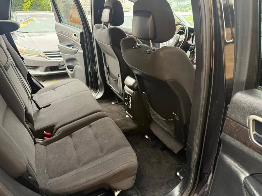 2012 Jeep Grand Cherokee 4WD 4dr Laredo, available for sale in Revere, Massachusetts | Wonderland Auto. Revere, Massachusetts 2012 Jeep Grand Cherokee 4WD 4dr Laredo, available for sale in Revere, Massachusetts | Wonderland Auto. Revere, Massachusetts