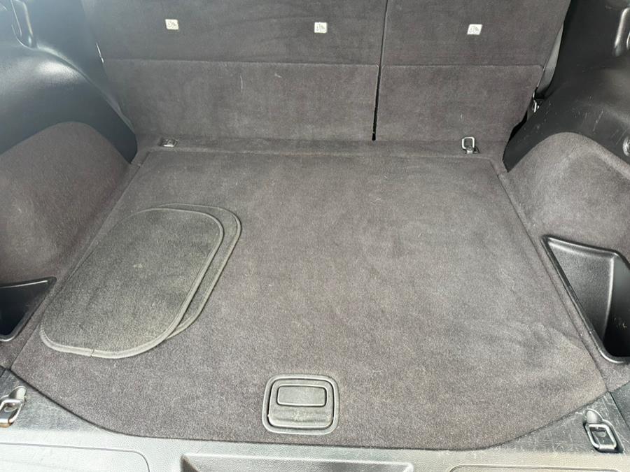 2012 Jeep Grand Cherokee 4WD 4dr Laredo, available for sale in Revere, Massachusetts | Wonderland Auto. Revere, Massachusetts 2012 Jeep Grand Cherokee 4WD 4dr Laredo, available for sale in Revere, Massachusetts | Wonderland Auto. Revere, Massachusetts