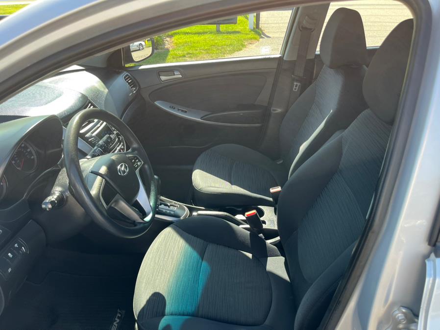 2015 Hyundai Accent 5dr HB Auto GS, available for sale in South Windsor, Connecticut | Mike And Tony Auto Sales, Inc. South Windsor, Connecticut 2015 Hyundai Accent 5dr HB Auto GS, available for sale in South Windsor, Connecticut | Mike And Tony Auto Sales, Inc. South Windsor, Connecticut