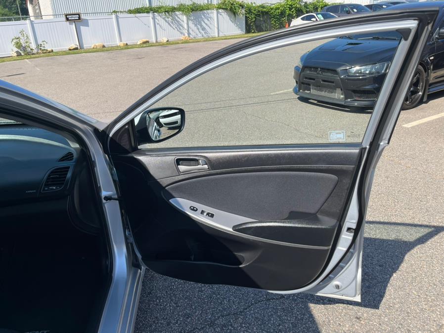 2015 Hyundai Accent 5dr HB Auto GS, available for sale in South Windsor, Connecticut | Mike And Tony Auto Sales, Inc. South Windsor, Connecticut 2015 Hyundai Accent 5dr HB Auto GS, available for sale in South Windsor, Connecticut | Mike And Tony Auto Sales, Inc. South Windsor, Connecticut