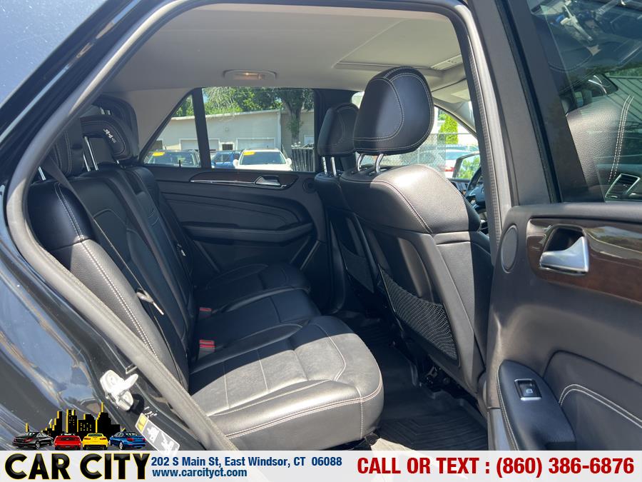 2014 Mercedes-Benz M-Class 4MATIC 4dr ML 350, available for sale in East Windsor, Connecticut | Car City LLC. East Windsor, Connecticut 2014 Mercedes-Benz M-Class 4MATIC 4dr ML 350, available for sale in East Windsor, Connecticut | Car City LLC. East Windsor, Connecticut