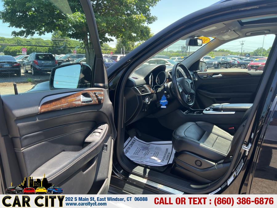 2014 Mercedes-Benz M-Class 4MATIC 4dr ML 350, available for sale in East Windsor, Connecticut | Car City LLC. East Windsor, Connecticut 2014 Mercedes-Benz M-Class 4MATIC 4dr ML 350, available for sale in East Windsor, Connecticut | Car City LLC. East Windsor, Connecticut