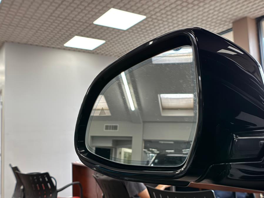 2021 BMW X5 xDrive40i Sports Activity Vehicle, available for sale in Massapequa Park, New York | Power Motors East. Massapequa Park, New York 2021 BMW X5 xDrive40i Sports Activity Vehicle, available for sale in Massapequa Park, New York | Power Motors East. Massapequa Park, New York