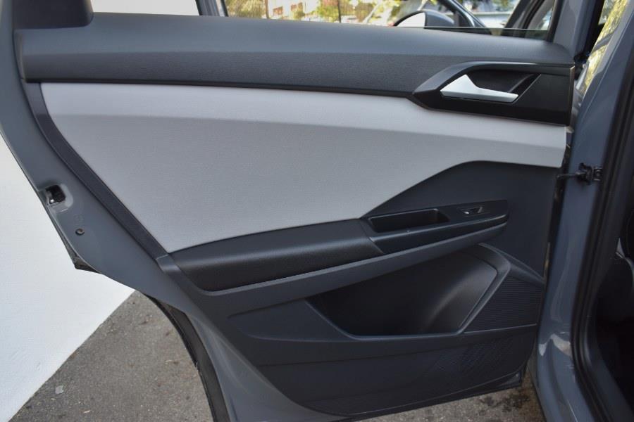 2022 Volkswagen Taos SEL 4MOTION, available for sale in Little Ferry , New Jersey | Milan Motors. Little Ferry , New Jersey 2022 Volkswagen Taos SEL 4MOTION, available for sale in Little Ferry , New Jersey | Milan Motors. Little Ferry , New Jersey