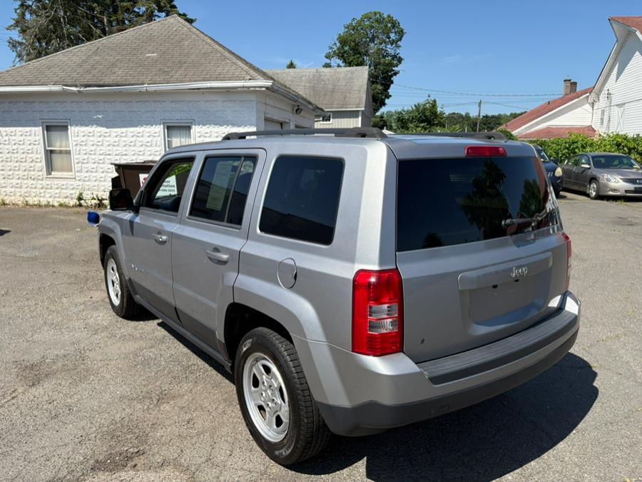 2015 Jeep Patriot FWD 4dr Sport, available for sale in East Windsor, Connecticut | CT Car Co LLC. East Windsor, Connecticut 2015 Jeep Patriot FWD 4dr Sport, available for sale in East Windsor, Connecticut | CT Car Co LLC. East Windsor, Connecticut