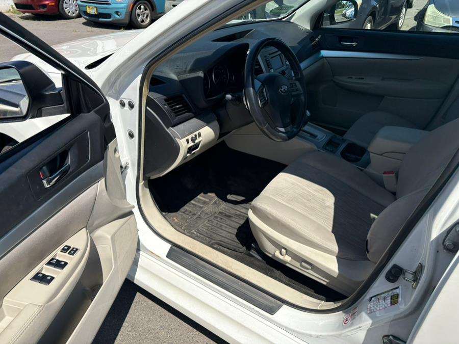 2014 Subaru Legacy 4dr Sdn H4 Auto 2.5i Premium, available for sale in East Windsor, Connecticut | CT Car Co LLC. East Windsor, Connecticut 2014 Subaru Legacy 4dr Sdn H4 Auto 2.5i Premium, available for sale in East Windsor, Connecticut | CT Car Co LLC. East Windsor, Connecticut