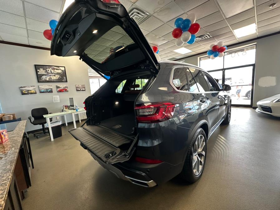 2019 BMW X5 xDrive40i Sports Activity Vehicle, available for sale in Inwood, New York | 5 Towns Drive. Inwood, New York 2019 BMW X5 xDrive40i Sports Activity Vehicle, available for sale in Inwood, New York | 5 Towns Drive. Inwood, New York