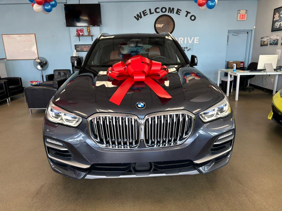 2019 BMW X5 xDrive40i Sports Activity Vehicle, available for sale in Inwood, New York | 5 Towns Drive. Inwood, New York 2019 BMW X5 xDrive40i Sports Activity Vehicle, available for sale in Inwood, New York | 5 Towns Drive. Inwood, New York