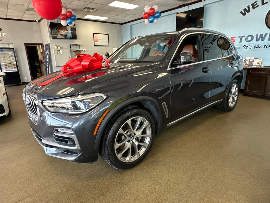 2019 BMW X5 xDrive40i Sports Activity Vehicle, available for sale in Inwood, New York | 5 Towns Drive. Inwood, New York 2019 BMW X5 xDrive40i Sports Activity Vehicle, available for sale in Inwood, New York | 5 Towns Drive. Inwood, New York
