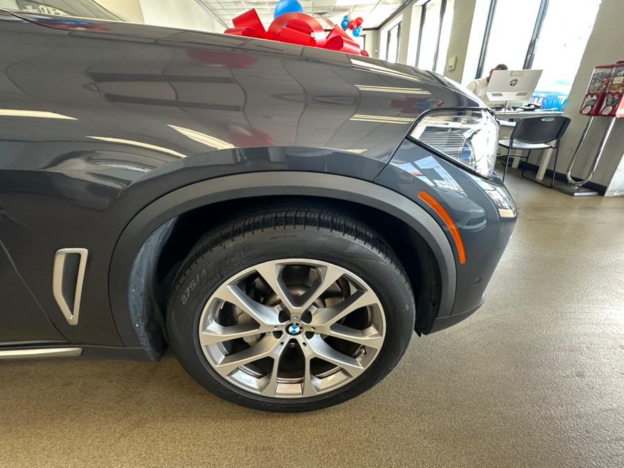 2019 BMW X5 xDrive40i Sports Activity Vehicle, available for sale in Inwood, New York | 5 Towns Drive. Inwood, New York 2019 BMW X5 xDrive40i Sports Activity Vehicle, available for sale in Inwood, New York | 5 Towns Drive. Inwood, New York