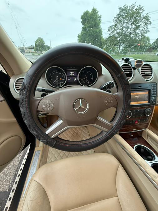 2009 Mercedes-Benz M-Class 4MATIC 4dr 5.5L, available for sale in Springfield, Massachusetts | Auto Globe LLC. Springfield, Massachusetts 2009 Mercedes-Benz M-Class 4MATIC 4dr 5.5L, available for sale in Springfield, Massachusetts | Auto Globe LLC. Springfield, Massachusetts