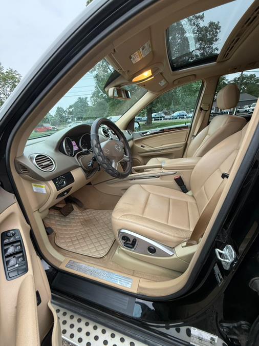 2009 Mercedes-Benz M-Class 4MATIC 4dr 5.5L, available for sale in Springfield, Massachusetts | Auto Globe LLC. Springfield, Massachusetts 2009 Mercedes-Benz M-Class 4MATIC 4dr 5.5L, available for sale in Springfield, Massachusetts | Auto Globe LLC. Springfield, Massachusetts
