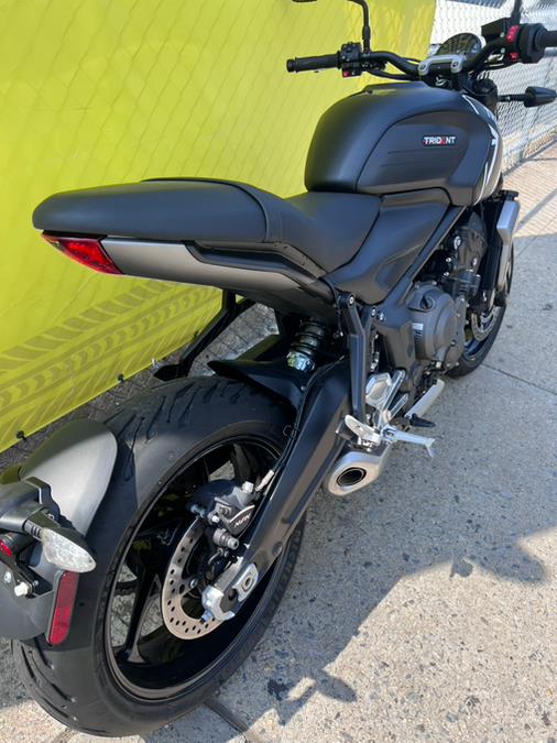 2022 TRIUMPH TRIDENT ABS, TRACTION CONTROL, available for sale in Brooklyn, New York | Autoforward Motors Inc.. Brooklyn, New York 2022 TRIUMPH TRIDENT ABS, TRACTION CONTROL, available for sale in Brooklyn, New York | Autoforward Motors Inc.. Brooklyn, New York