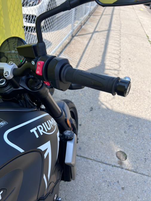 2022 TRIUMPH TRIDENT ABS, TRACTION CONTROL, available for sale in Brooklyn, New York | Autoforward Motors Inc.. Brooklyn, New York 2022 TRIUMPH TRIDENT ABS, TRACTION CONTROL, available for sale in Brooklyn, New York | Autoforward Motors Inc.. Brooklyn, New York