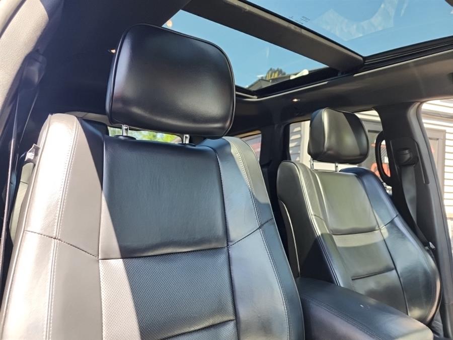 2016 Jeep Grand Cherokee 4WD 4dr High Altitude, available for sale in Islip, New York | L.I. Auto Gallery. Islip, New York 2016 Jeep Grand Cherokee 4WD 4dr High Altitude, available for sale in Islip, New York | L.I. Auto Gallery. Islip, New York