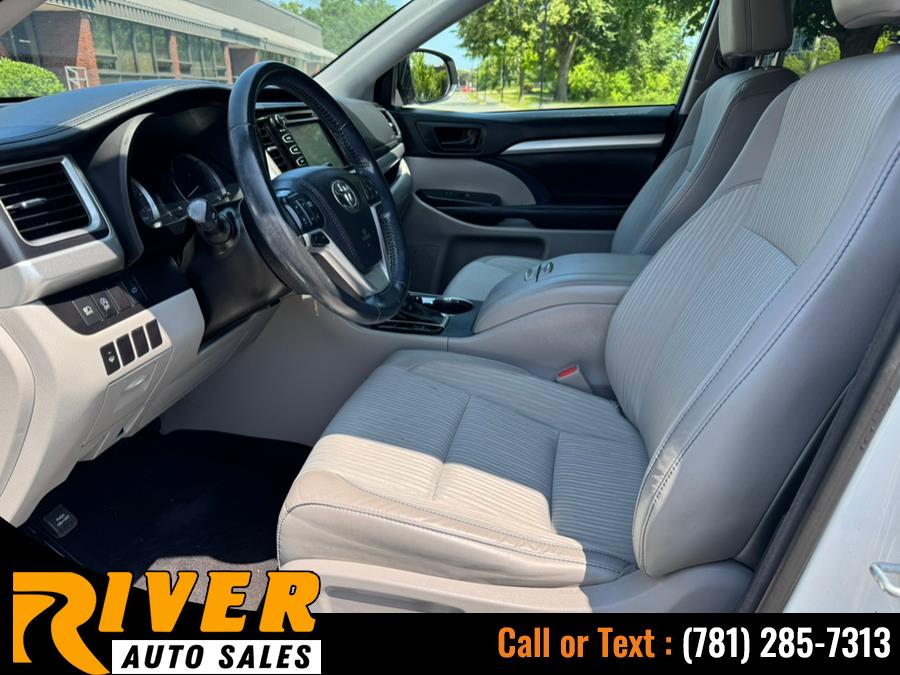 2017 Toyota Highlander LE Plus V6 AWD (Natl), available for sale in Malden, Massachusetts | River Auto Sales. Malden, Massachusetts 2017 Toyota Highlander LE Plus V6 AWD (Natl), available for sale in Malden, Massachusetts | River Auto Sales. Malden, Massachusetts