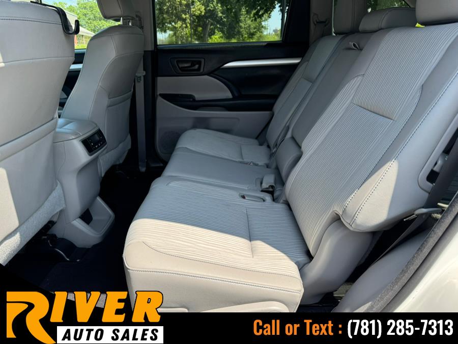 2017 Toyota Highlander LE Plus V6 AWD (Natl), available for sale in Malden, Massachusetts | River Auto Sales. Malden, Massachusetts 2017 Toyota Highlander LE Plus V6 AWD (Natl), available for sale in Malden, Massachusetts | River Auto Sales. Malden, Massachusetts