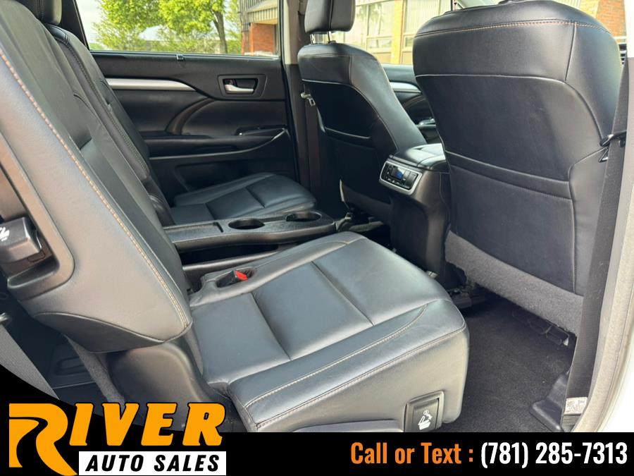 2017 Toyota Highlander XLE V6 AWD (Natl), available for sale in Malden, Massachusetts | River Auto Sales. Malden, Massachusetts 2017 Toyota Highlander XLE V6 AWD (Natl), available for sale in Malden, Massachusetts | River Auto Sales. Malden, Massachusetts
