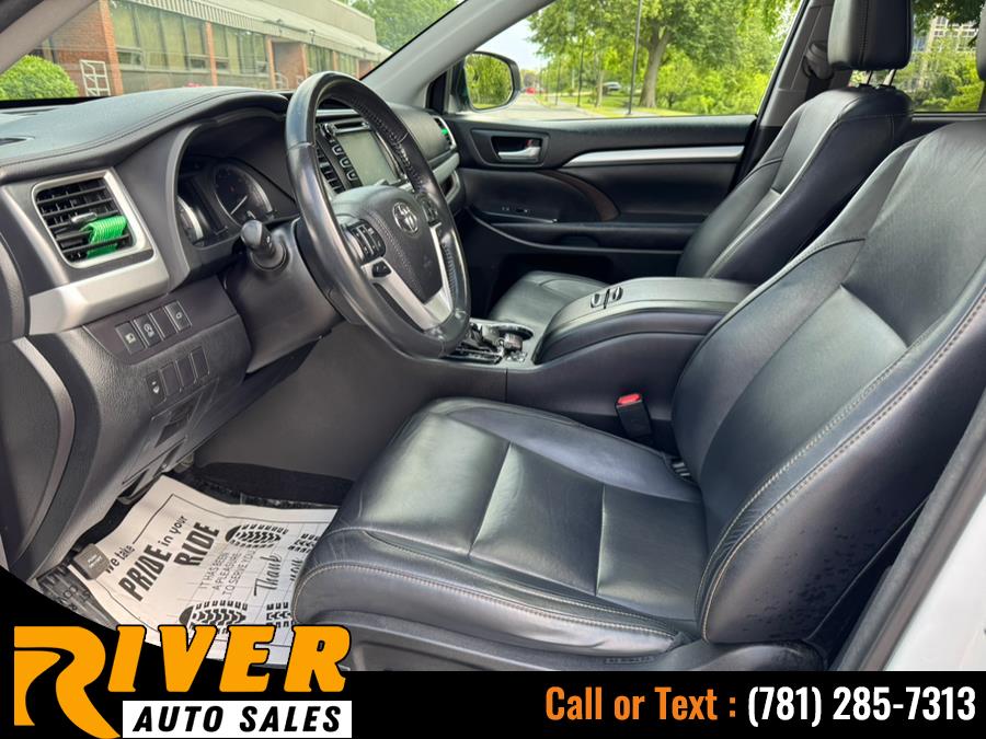 2017 Toyota Highlander XLE V6 AWD (Natl), available for sale in Malden, Massachusetts | River Auto Sales. Malden, Massachusetts 2017 Toyota Highlander XLE V6 AWD (Natl), available for sale in Malden, Massachusetts | River Auto Sales. Malden, Massachusetts