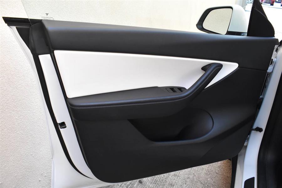 2022 Tesla Model y Long Range AWD 4dr Crossover, available for sale in Great Neck, New York | Camy Cars. Great Neck, New York 2022 Tesla Model y Long Range AWD 4dr Crossover, available for sale in Great Neck, New York | Camy Cars. Great Neck, New York