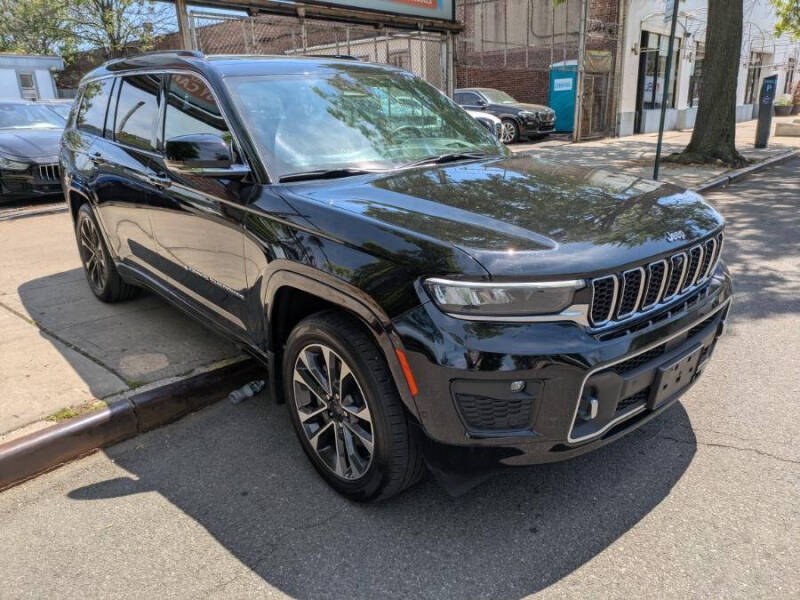 2021 Jeep Grand Cherokee L Overland 4x4, available for sale in Long Island City, New York | Luxury Of Queens. Long Island City, New York 2021 Jeep Grand Cherokee L Overland 4x4, available for sale in Long Island City, New York | Luxury Of Queens. Long Island City, New York