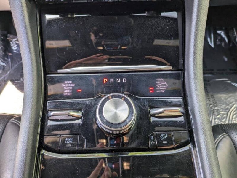 2021 Jeep Grand Cherokee L Overland 4x4, available for sale in Long Island City, New York | Luxury Of Queens. Long Island City, New York 2021 Jeep Grand Cherokee L Overland 4x4, available for sale in Long Island City, New York | Luxury Of Queens. Long Island City, New York