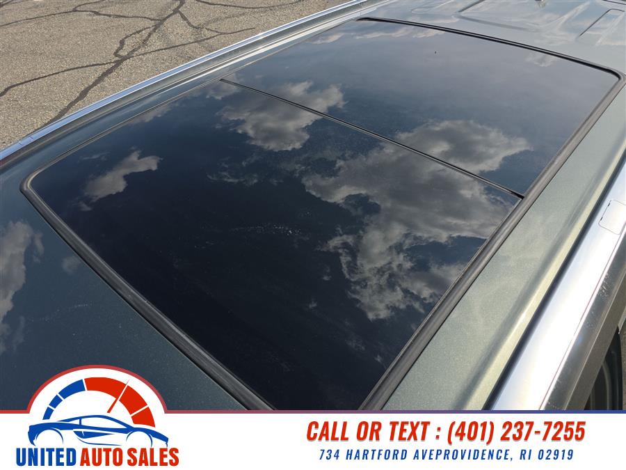 2014 Toyota Highlander AWD 4dr V6 Limited (Natl), available for sale in Providence, Rhode Island | United Auto Sales Inc. Providence, Rhode Island 2014 Toyota Highlander AWD 4dr V6 Limited (Natl), available for sale in Providence, Rhode Island | United Auto Sales Inc. Providence, Rhode Island