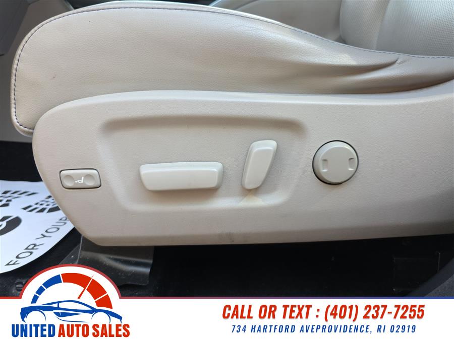 2014 Toyota Highlander AWD 4dr V6 Limited (Natl), available for sale in Providence, Rhode Island | United Auto Sales Inc. Providence, Rhode Island 2014 Toyota Highlander AWD 4dr V6 Limited (Natl), available for sale in Providence, Rhode Island | United Auto Sales Inc. Providence, Rhode Island