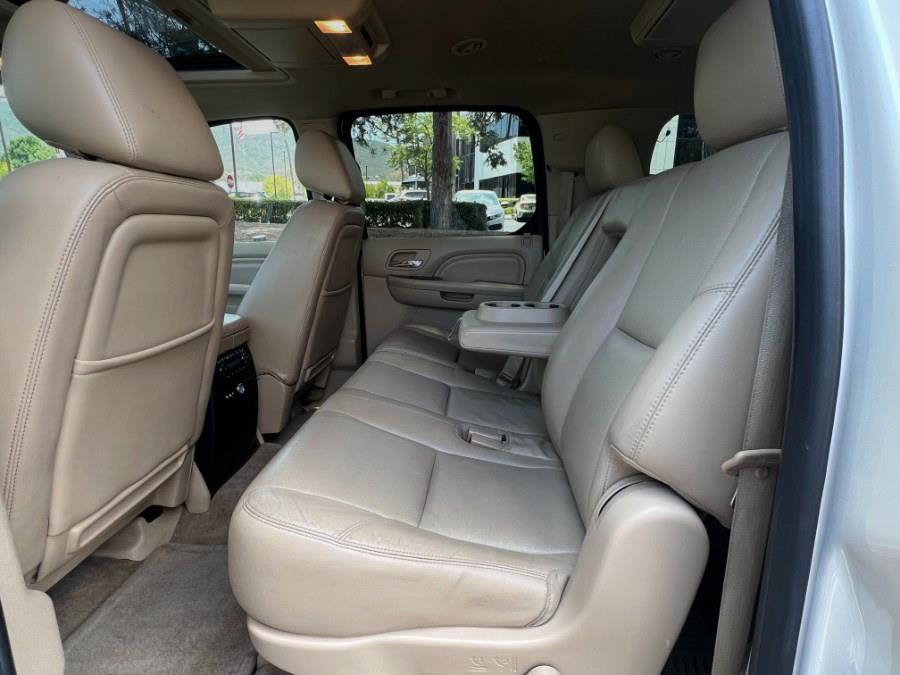 2014 Cadillac Escalade ESV AWD 4dr Luxury, available for sale in Temecula, California | Auto Pro. Temecula, California 2014 Cadillac Escalade ESV AWD 4dr Luxury, available for sale in Temecula, California | Auto Pro. Temecula, California