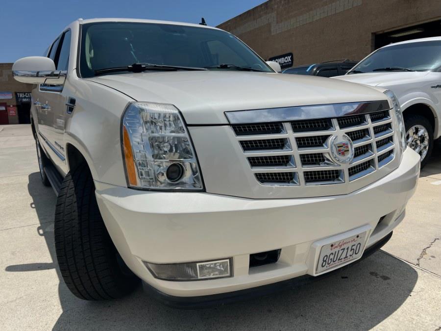 2014 Cadillac Escalade ESV AWD 4dr Luxury, available for sale in Temecula, California | Auto Pro. Temecula, California 2014 Cadillac Escalade ESV AWD 4dr Luxury, available for sale in Temecula, California | Auto Pro. Temecula, California