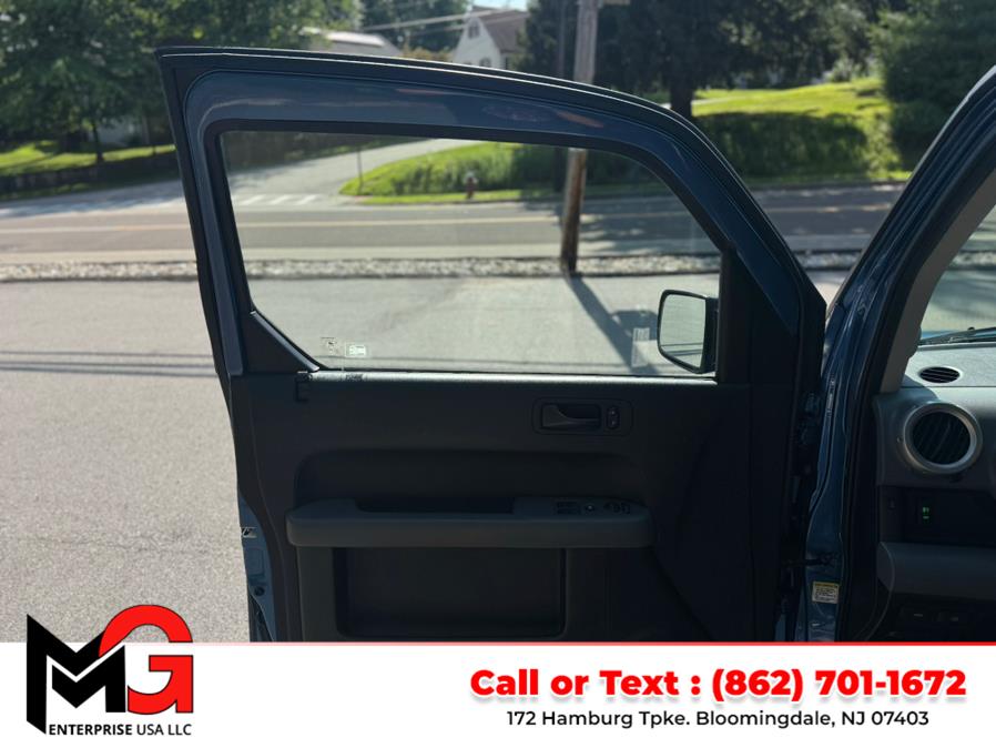 2007 Honda Element 4WD 4dr AT EX, available for sale in Bloomingdale, New Jersey | MG Enterprise USA. Bloomingdale, New Jersey 2007 Honda Element 4WD 4dr AT EX, available for sale in Bloomingdale, New Jersey | MG Enterprise USA. Bloomingdale, New Jersey