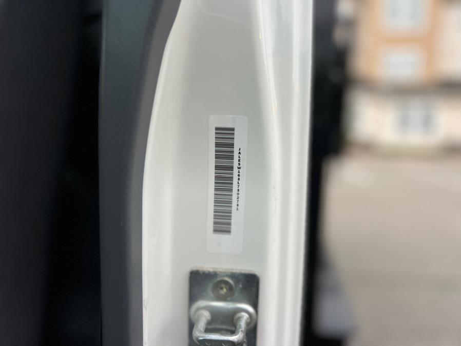 2020 Isuzu NRR 16FT, available for sale in Paterson, New Jersey | Speedway Commercial Motors LLC. Paterson, New Jersey 2020 Isuzu NRR 16FT, available for sale in Paterson, New Jersey | Speedway Commercial Motors LLC. Paterson, New Jersey