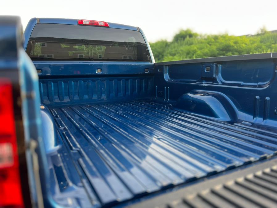 2019 Chevrolet Silverado 1500 LD 4WD Double Cab LT w/1LT, available for sale in Paterson, New Jersey | Speedway Motors LLC. Paterson, New Jersey 2019 Chevrolet Silverado 1500 LD 4WD Double Cab LT w/1LT, available for sale in Paterson, New Jersey | Speedway Motors LLC. Paterson, New Jersey