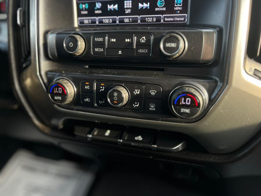 2019 Chevrolet Silverado 1500 LD 4WD Double Cab LT w/1LT, available for sale in Paterson, New Jersey | Speedway Motors LLC. Paterson, New Jersey 2019 Chevrolet Silverado 1500 LD 4WD Double Cab LT w/1LT, available for sale in Paterson, New Jersey | Speedway Motors LLC. Paterson, New Jersey
