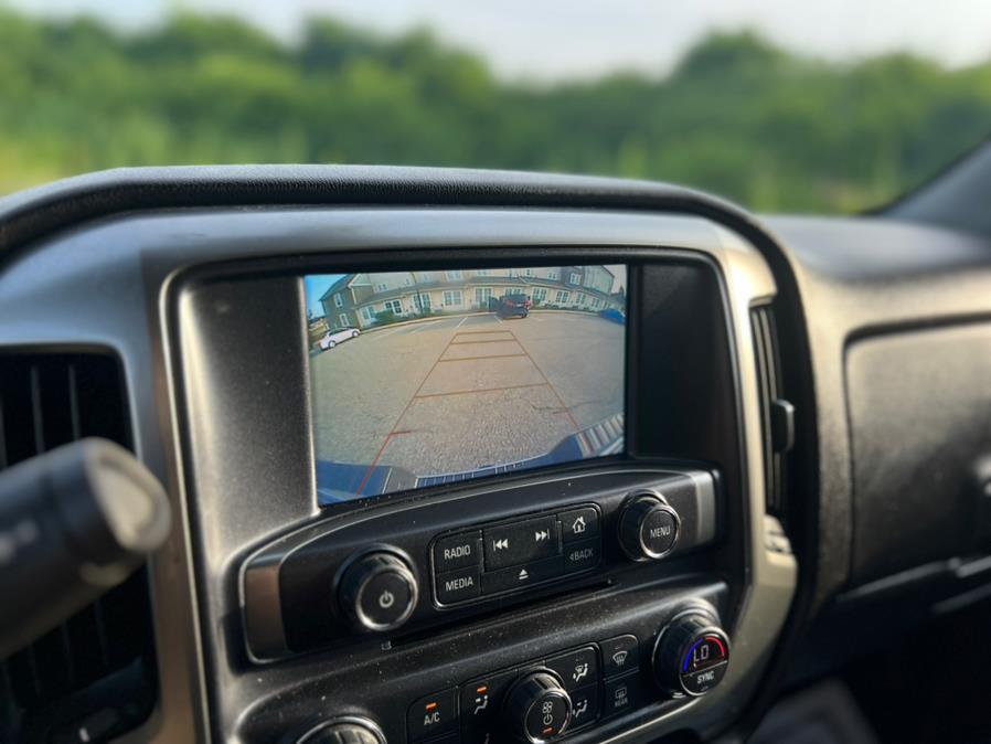 2019 Chevrolet Silverado 1500 LD 4WD Double Cab LT w/1LT, available for sale in Paterson, New Jersey | Speedway Motors LLC. Paterson, New Jersey 2019 Chevrolet Silverado 1500 LD 4WD Double Cab LT w/1LT, available for sale in Paterson, New Jersey | Speedway Motors LLC. Paterson, New Jersey
