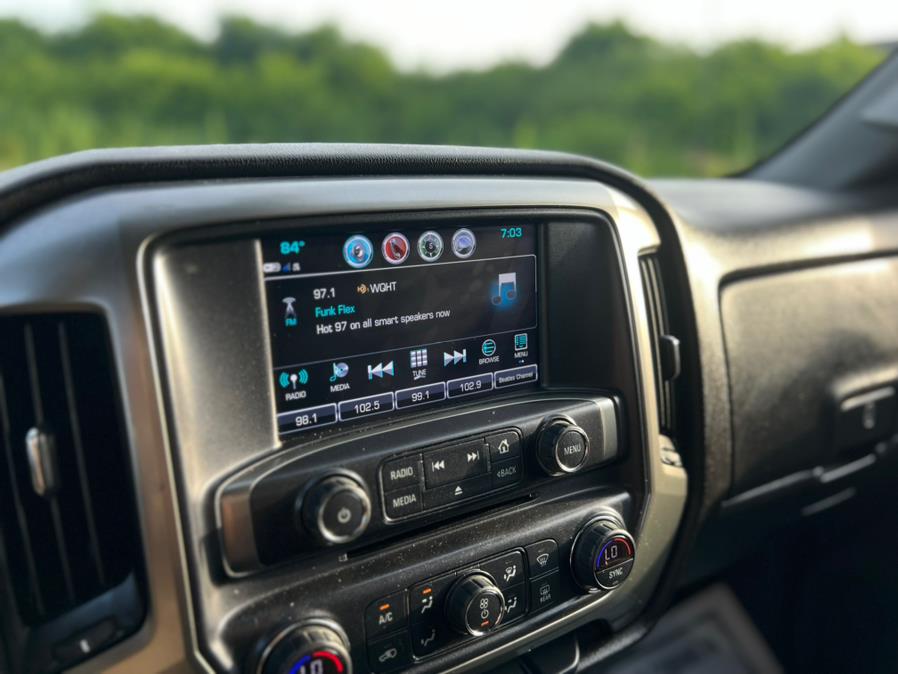 2019 Chevrolet Silverado 1500 LD 4WD Double Cab LT w/1LT, available for sale in Paterson, New Jersey | Speedway Motors LLC. Paterson, New Jersey 2019 Chevrolet Silverado 1500 LD 4WD Double Cab LT w/1LT, available for sale in Paterson, New Jersey | Speedway Motors LLC. Paterson, New Jersey
