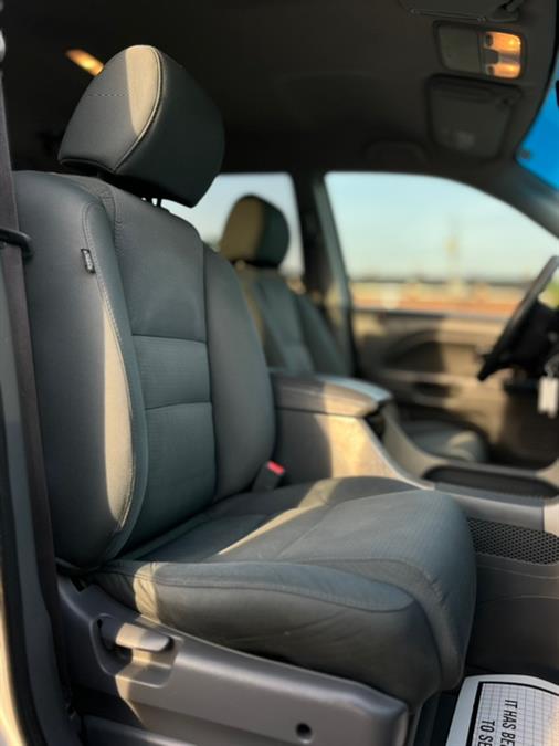2008 Honda Pilot 2WD 4dr VP, available for sale in Paterson, New Jersey | Speedway Motors LLC. Paterson, New Jersey 2008 Honda Pilot 2WD 4dr VP, available for sale in Paterson, New Jersey | Speedway Motors LLC. Paterson, New Jersey
