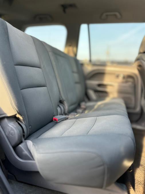 2008 Honda Pilot 2WD 4dr VP, available for sale in Paterson, New Jersey | Speedway Motors LLC. Paterson, New Jersey 2008 Honda Pilot 2WD 4dr VP, available for sale in Paterson, New Jersey | Speedway Motors LLC. Paterson, New Jersey