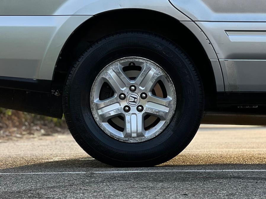 2008 Honda Pilot 2WD 4dr VP, available for sale in Paterson, New Jersey | Speedway Motors LLC. Paterson, New Jersey 2008 Honda Pilot 2WD 4dr VP, available for sale in Paterson, New Jersey | Speedway Motors LLC. Paterson, New Jersey