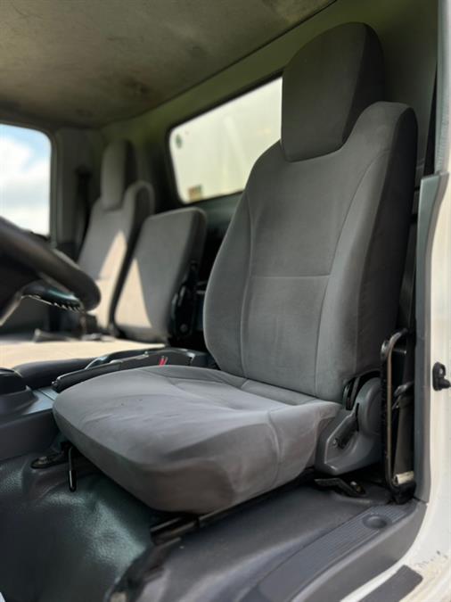 2008 Isuzu NPR HD 16FT MORGAN BOX/TOMMY LIFTGATE, available for sale in Paterson, New Jersey | Speedway Motors LLC. Paterson, New Jersey 2008 Isuzu NPR HD 16FT MORGAN BOX/TOMMY LIFTGATE, available for sale in Paterson, New Jersey | Speedway Motors LLC. Paterson, New Jersey
