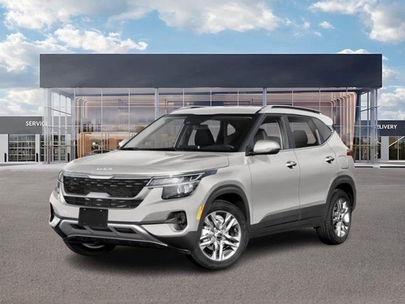 2022 Kia Seltos EX, available for sale in Woodside, New York | Drive Central. Woodside, New York 2022 Kia Seltos EX, available for sale in Woodside, New York | Drive Central. Woodside, New York