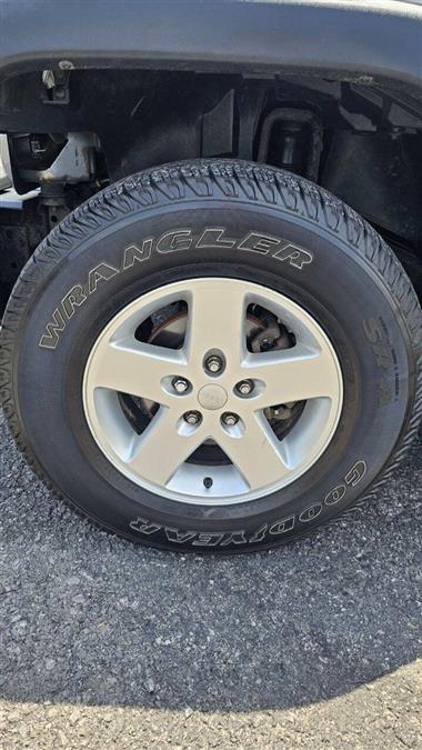 2015 Jeep Wrangler Unlimited Sport 4x4 4dr SUV, available for sale in Wolcott, New York | Auto Hunter CNY. Wolcott, New York 2015 Jeep Wrangler Unlimited Sport 4x4 4dr SUV, available for sale in Wolcott, New York | Auto Hunter CNY. Wolcott, New York