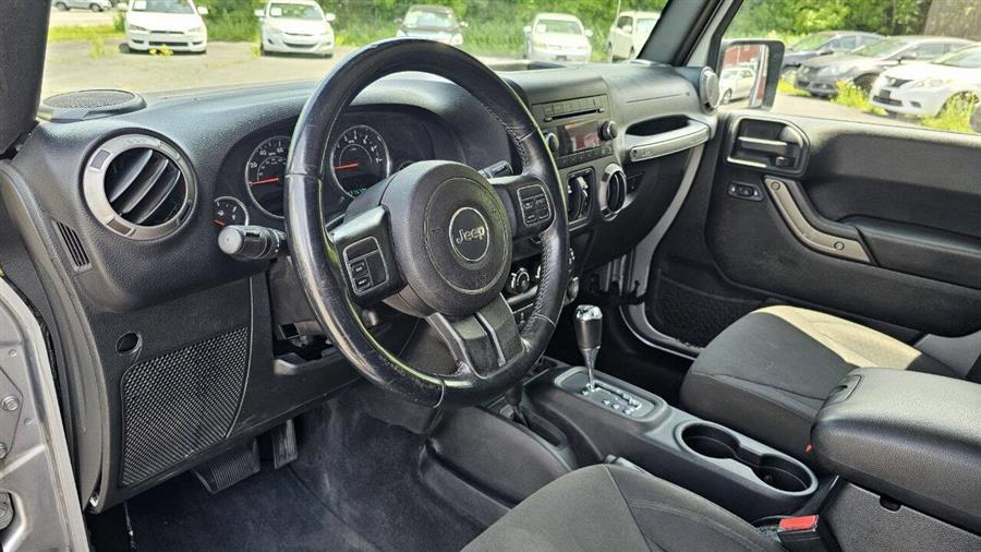 2015 Jeep Wrangler Unlimited Sport 4x4 4dr SUV, available for sale in Wolcott, New York | Auto Hunter CNY. Wolcott, New York 2015 Jeep Wrangler Unlimited Sport 4x4 4dr SUV, available for sale in Wolcott, New York | Auto Hunter CNY. Wolcott, New York