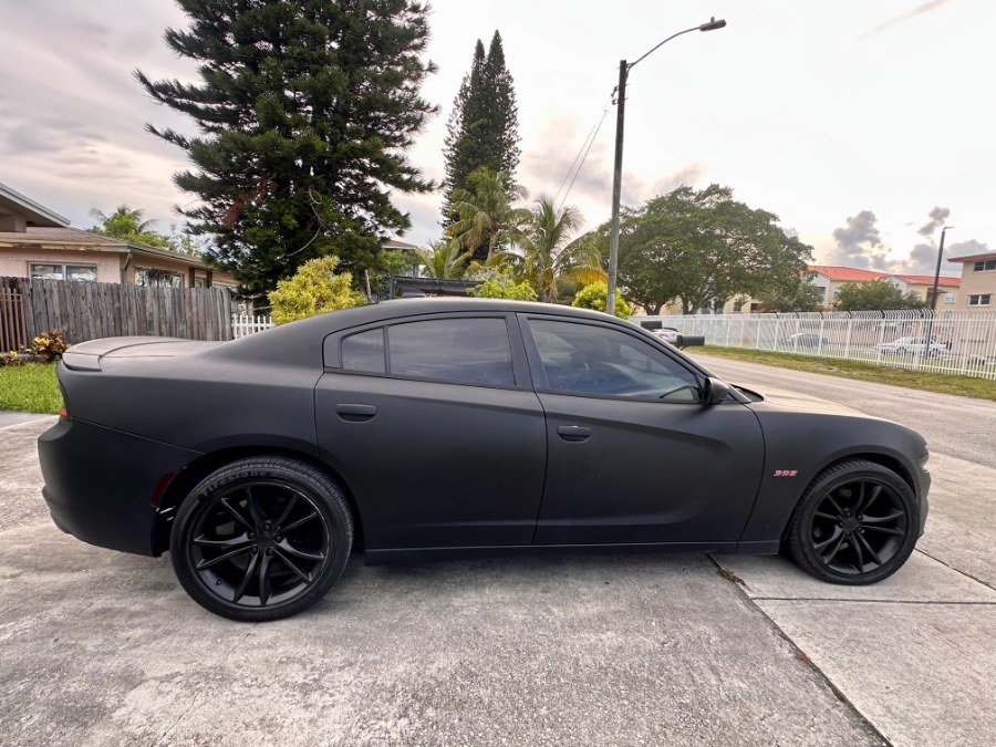2015 Dodge Charger 4dr Sdn RT RWD, available for sale in Hollywood, Florida | Select Auto Hollywood. Hollywood, Florida 2015 Dodge Charger 4dr Sdn RT RWD, available for sale in Hollywood, Florida | Select Auto Hollywood. Hollywood, Florida