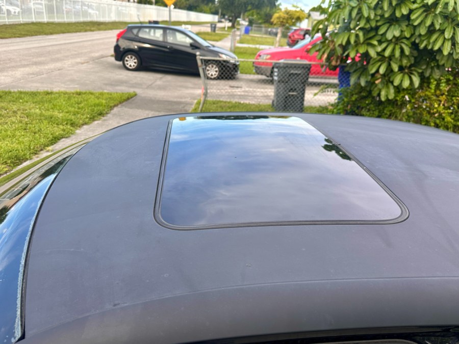 2015 Dodge Charger 4dr Sdn RT RWD, available for sale in Hollywood, Florida | Select Auto Hollywood. Hollywood, Florida 2015 Dodge Charger 4dr Sdn RT RWD, available for sale in Hollywood, Florida | Select Auto Hollywood. Hollywood, Florida