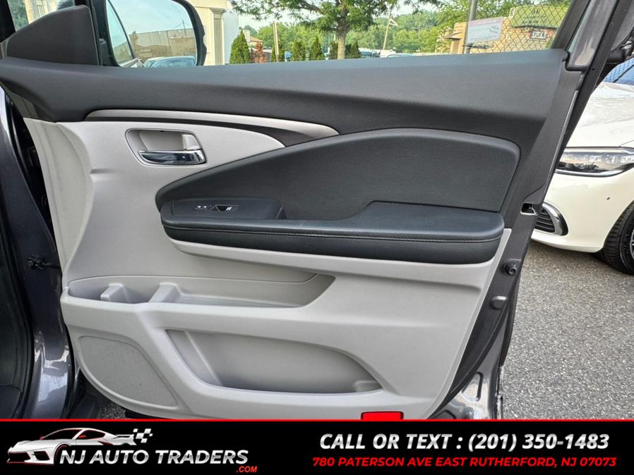 2016 Honda Pilot AWD 4dr EX-L, available for sale in East Rutherford, New Jersey | NJ Auto Traders. East Rutherford, New Jersey 2016 Honda Pilot AWD 4dr EX-L, available for sale in East Rutherford, New Jersey | NJ Auto Traders. East Rutherford, New Jersey