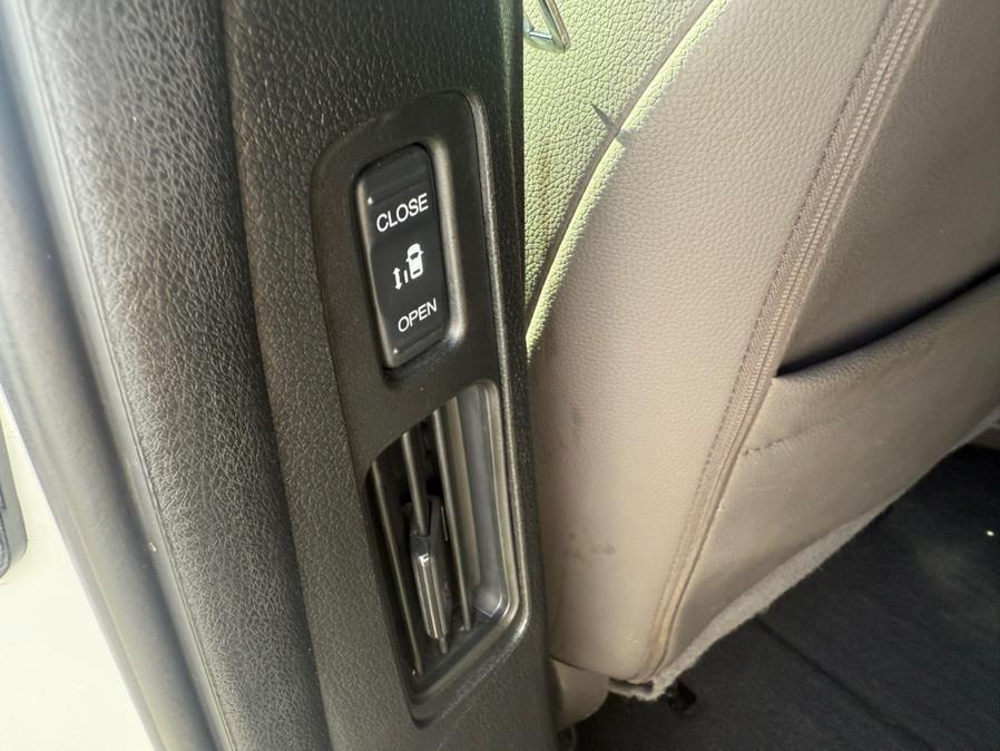 2020 Honda Odyssey EX-L, available for sale in Hartford, Connecticut | VEB Auto Sales. Hartford, Connecticut 2020 Honda Odyssey EX-L, available for sale in Hartford, Connecticut | VEB Auto Sales. Hartford, Connecticut