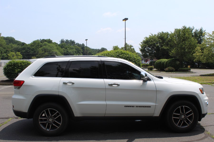 2018 Jeep Grand Cherokee Limited 4x4, available for sale in New Britain, Connecticut | Universal Motors LLC. New Britain, Connecticut 2018 Jeep Grand Cherokee Limited 4x4, available for sale in New Britain, Connecticut | Universal Motors LLC. New Britain, Connecticut