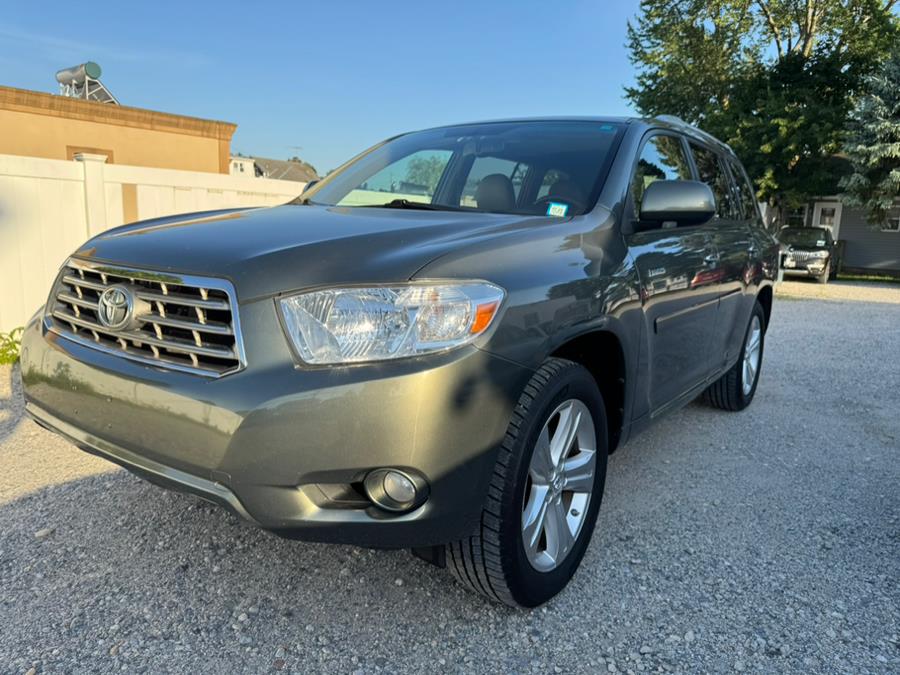 2008 Toyota Highlander 4WD 4dr Limited (Natl), available for sale in Copiague, New York | Great Buy Auto Sales. Copiague, New York 2008 Toyota Highlander 4WD 4dr Limited (Natl), available for sale in Copiague, New York | Great Buy Auto Sales. Copiague, New York